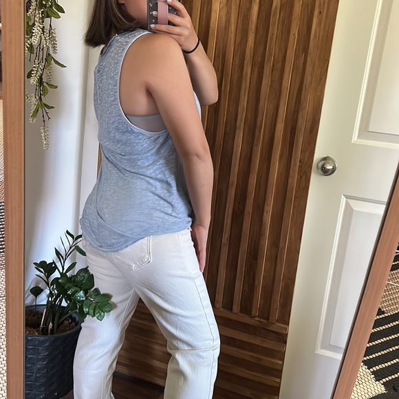 Free people we the free distressed lightweight Tank. Size XS - Picture 5 of 10